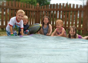 Make a giant water bag to cool off in the hot summer